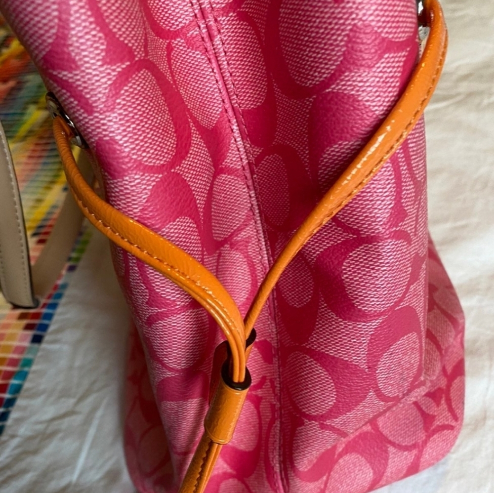 Coach Signature Drawstring Tote - Picture 4 of 5